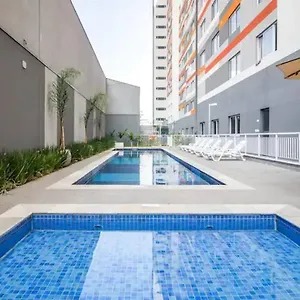 Casa de Férias Condomínio Novo Com Piscina No Brás, São Paulo